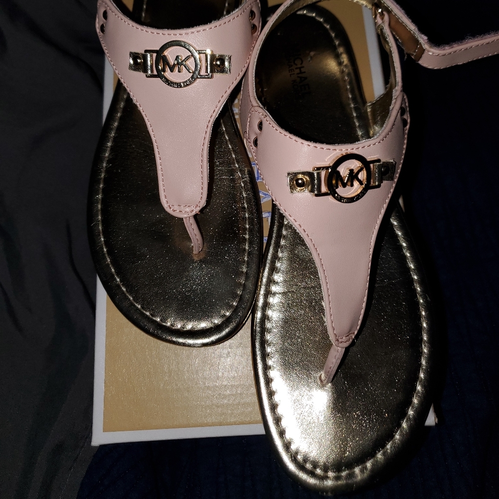 MK shoes size 5